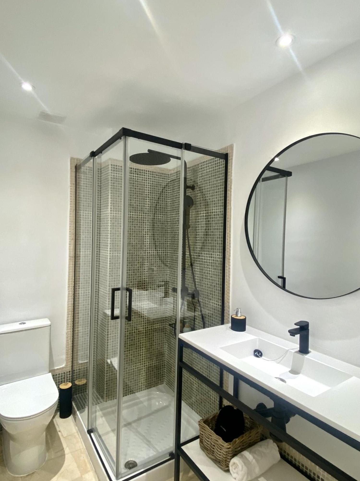 Apartamento En El Centro De Sevilla Luaran gambar