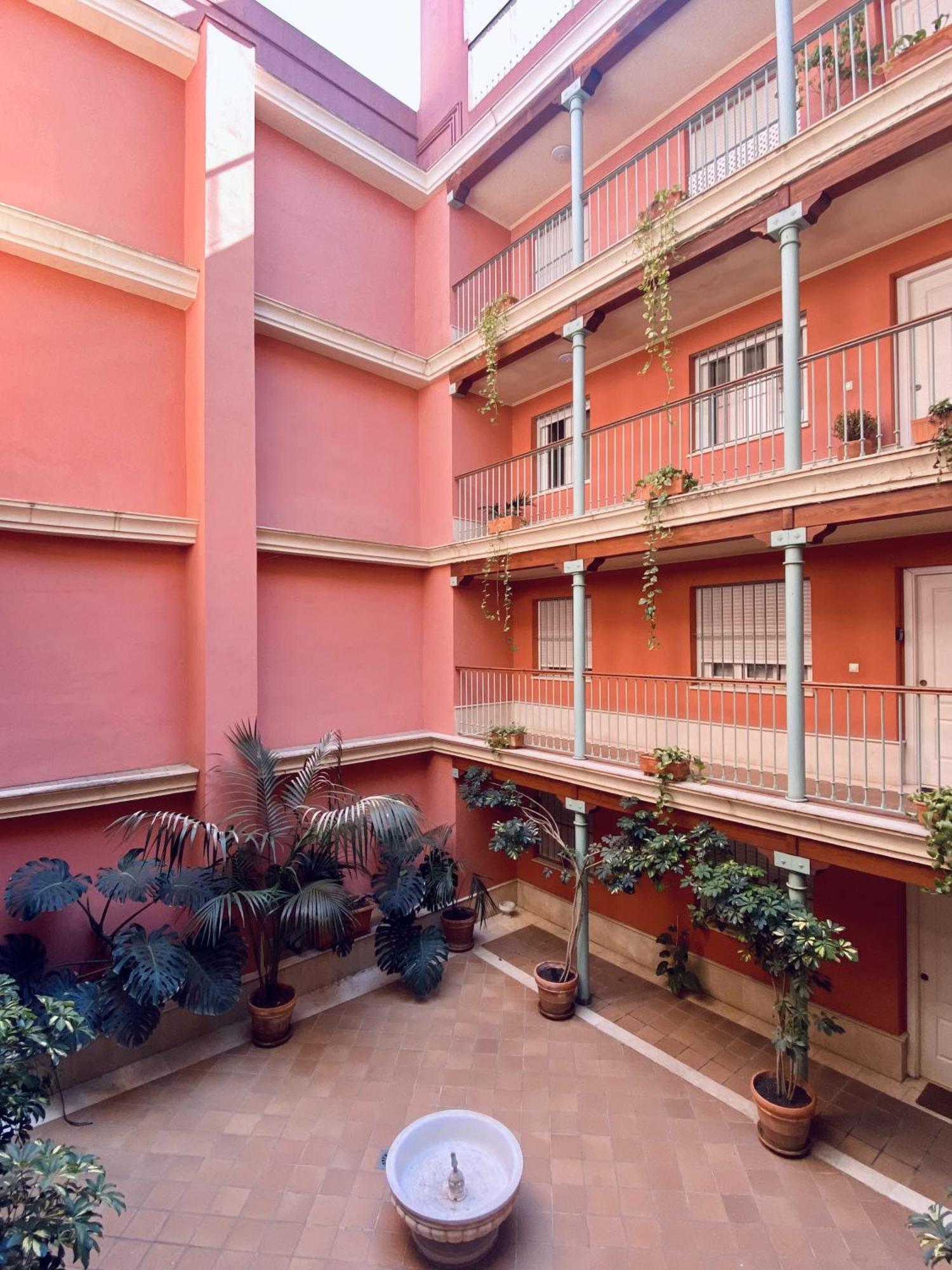 Apartamento En El Centro De Sevilla Luaran gambar